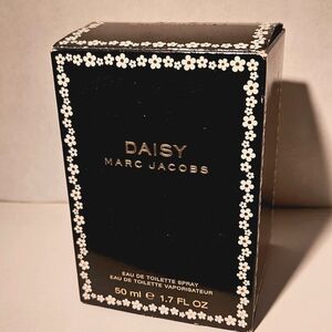 Marc Jacobs Daisy 50mL Nearly New Womans Perfume